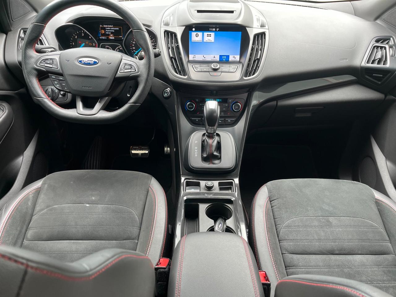 Ford Kuga 2.0 TDCI 150 cv 4WD Powershift ST-Line
