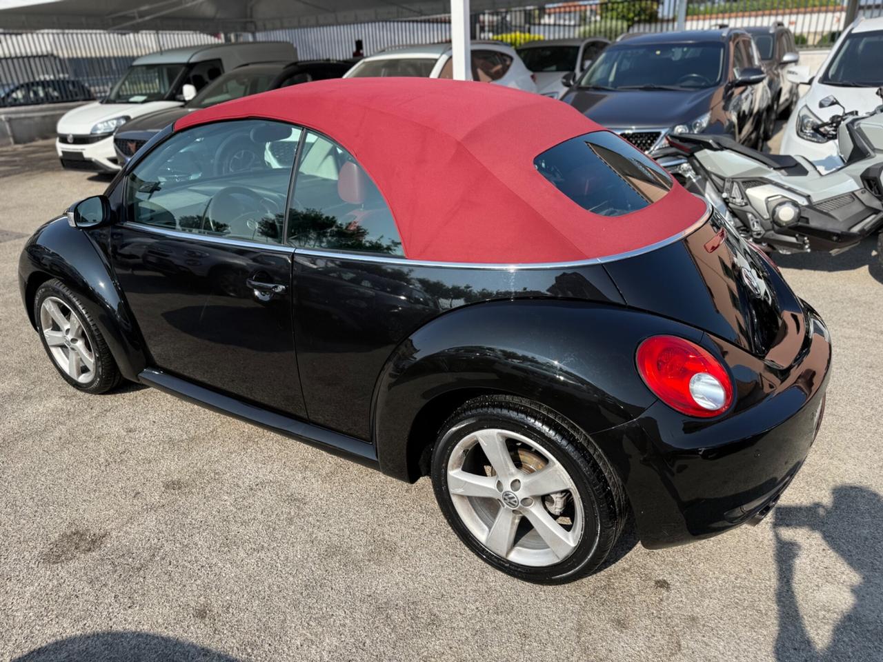 Volkswagen New Beetle 1.9 TDI 105CV Cabrio Lim. Red Edt.