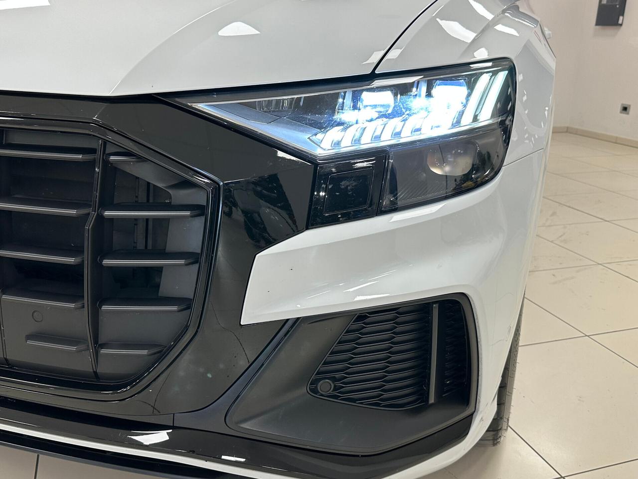 Audi Q8 50 TDI 286CV quattro tiptronic S-line 2022
