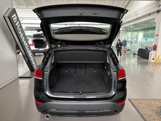 BMW X1 xDrive25e Adv. Plug-In 4x4