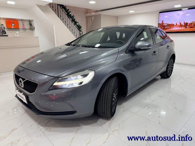VOLVO V40 D2 Business