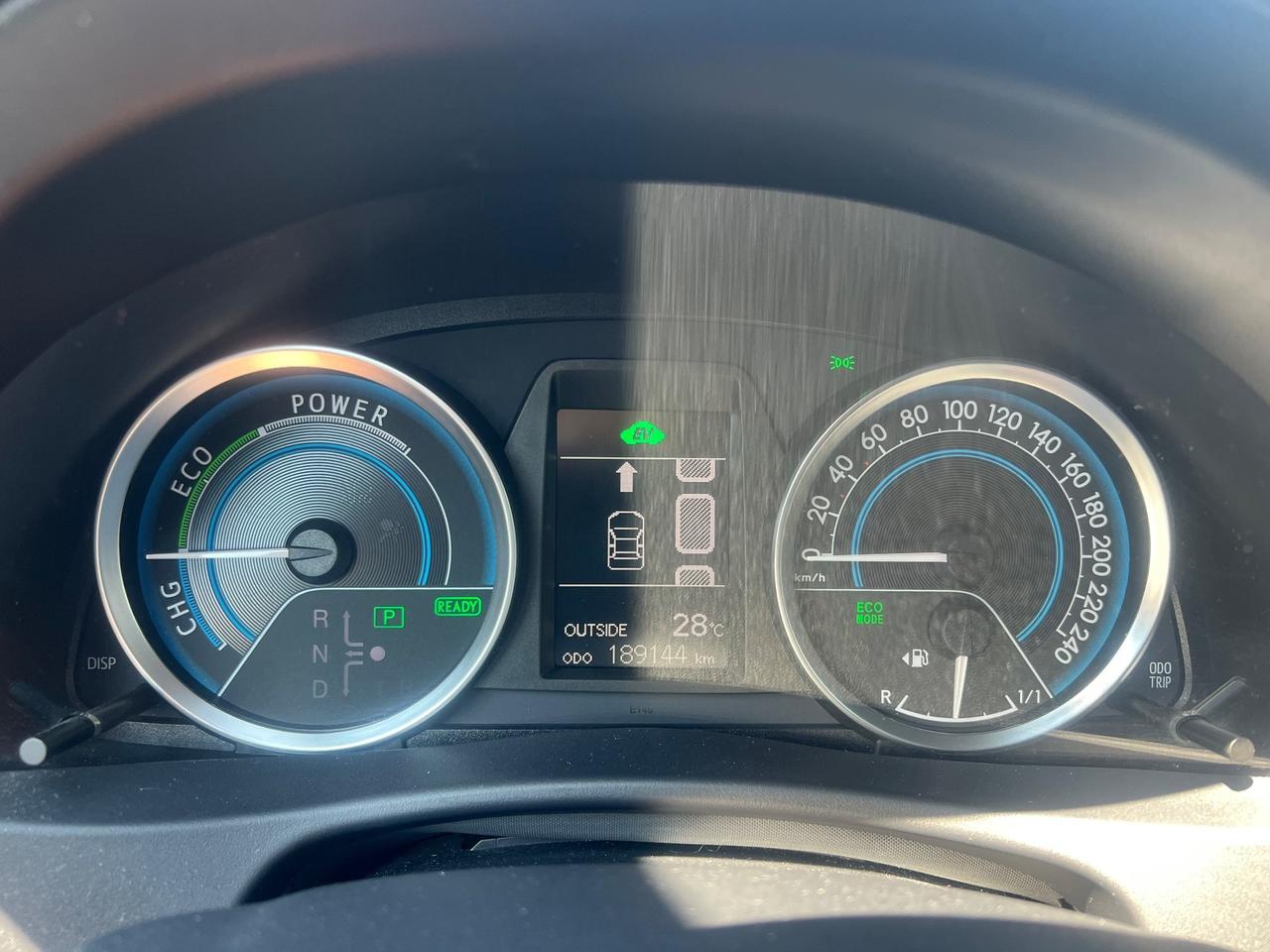 Toyota Auris 1.8 Hybrid Lounge