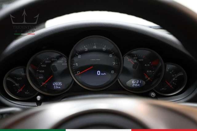 Porsche 911 Coupe 3.6 Carrera
