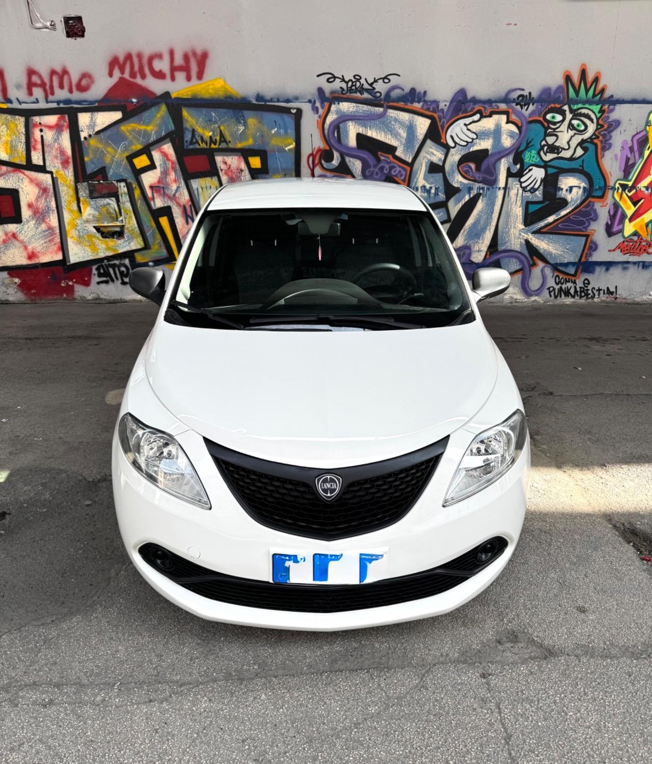 Lancia Ypsilon 1.2 69 CV 5 porte GPL Ecochic Gold