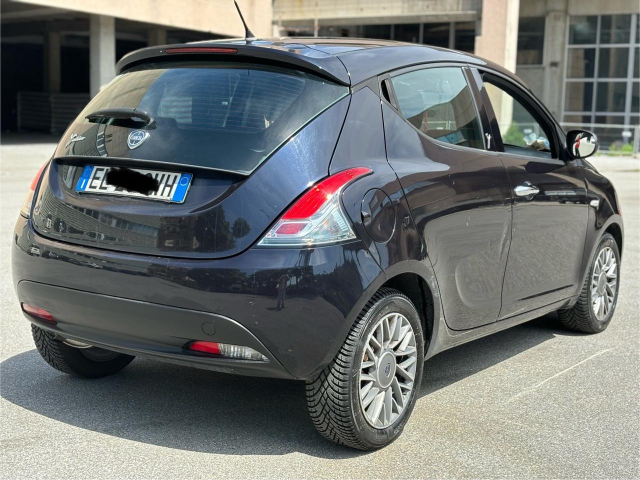 LANCIA YPSILON 1.2 BENZINA 69CV GARANZIA 12 MESI