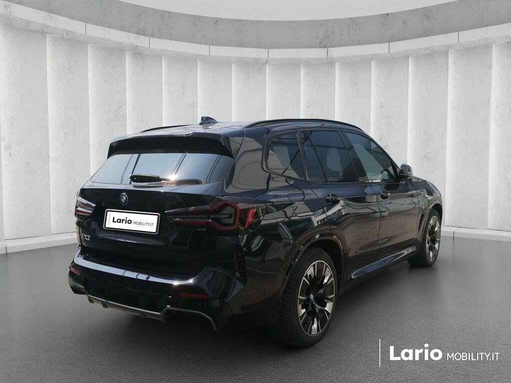 BMW iX3 BEV Impressive