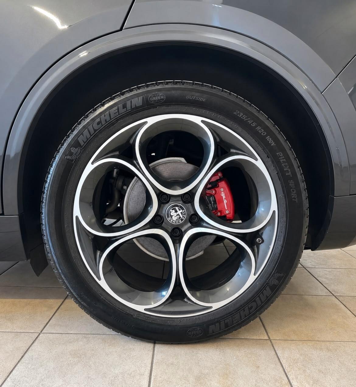 Alfa Romeo Stelvio 2.2 t VELOCE Q4 210 cv AT8