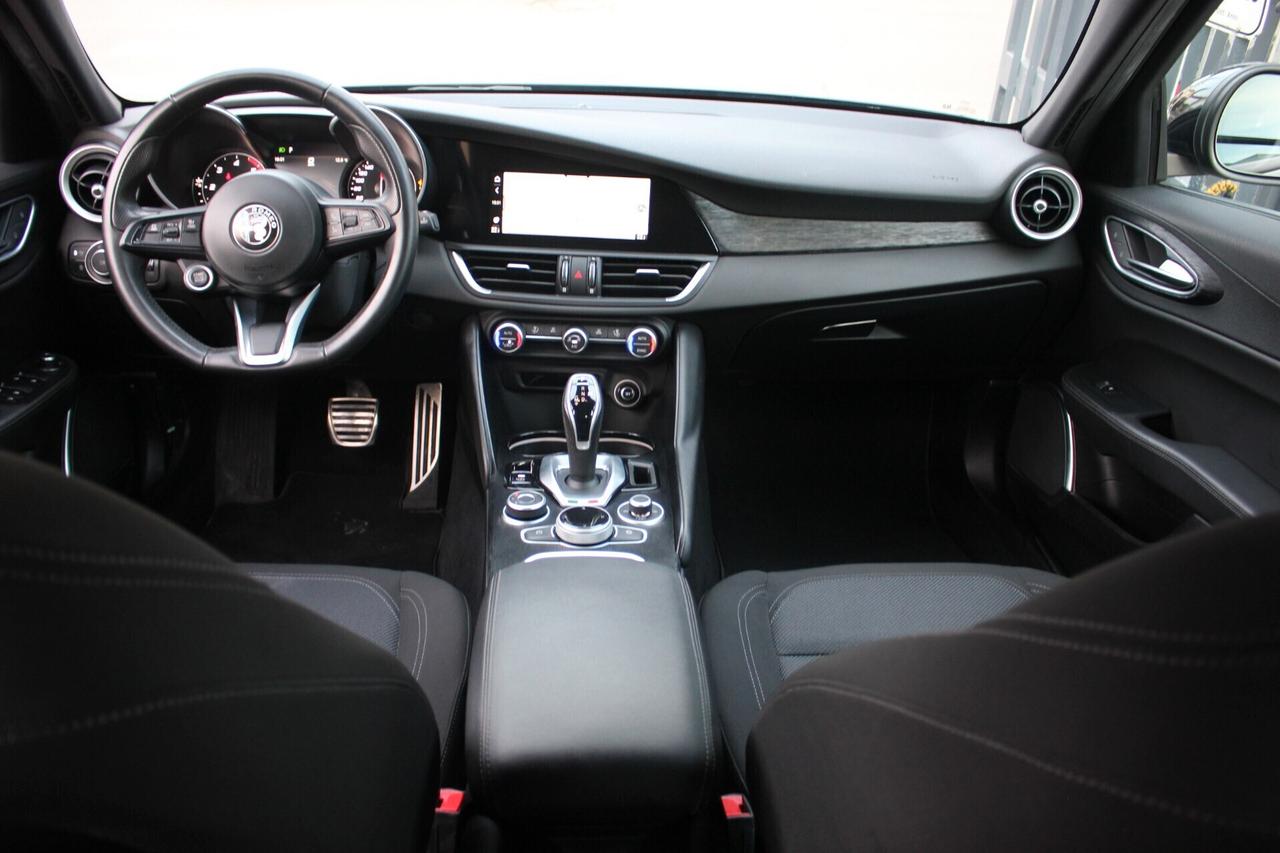 Giulia 160cv-at8*PREZZO VERO*tagliando alfa-unipro
