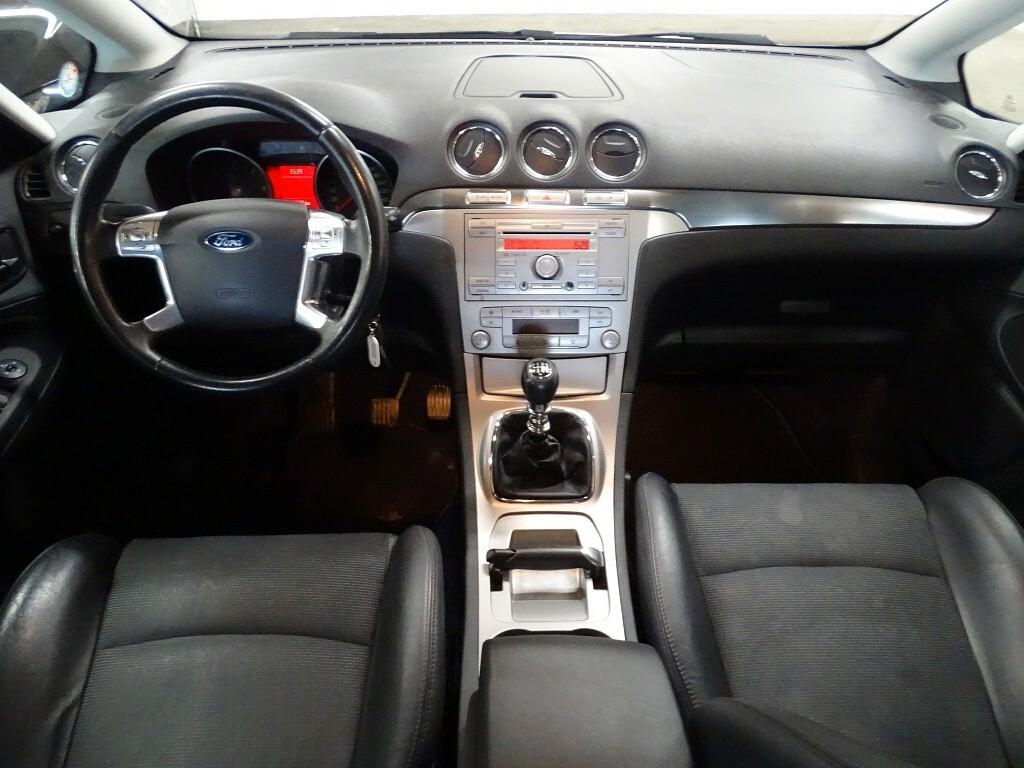 Ford S-Max 2.0 TDCi 140CV 7 posti Neopatentati