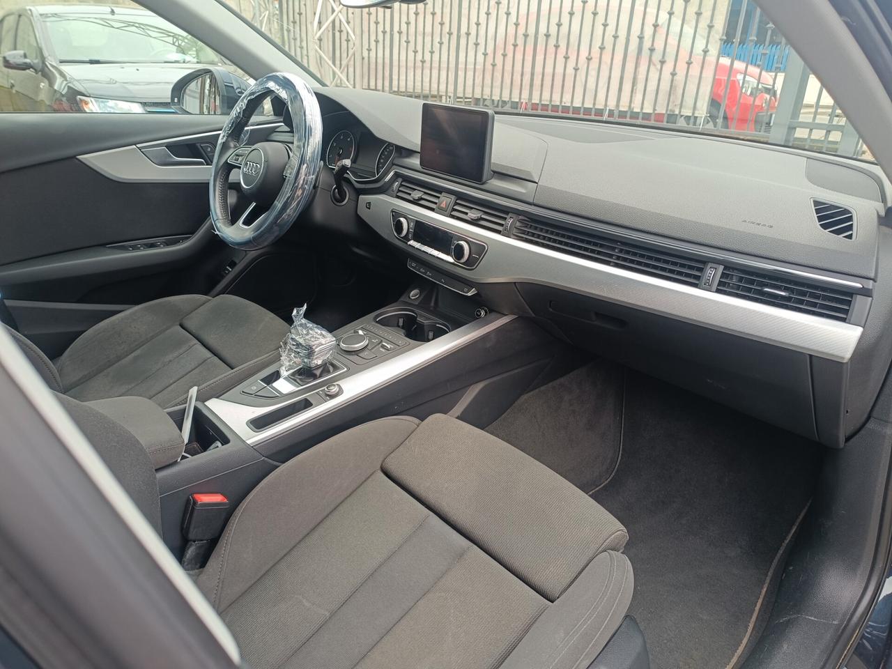 Audi A4 Avant 2.0 TDI 122 CV Business Sport