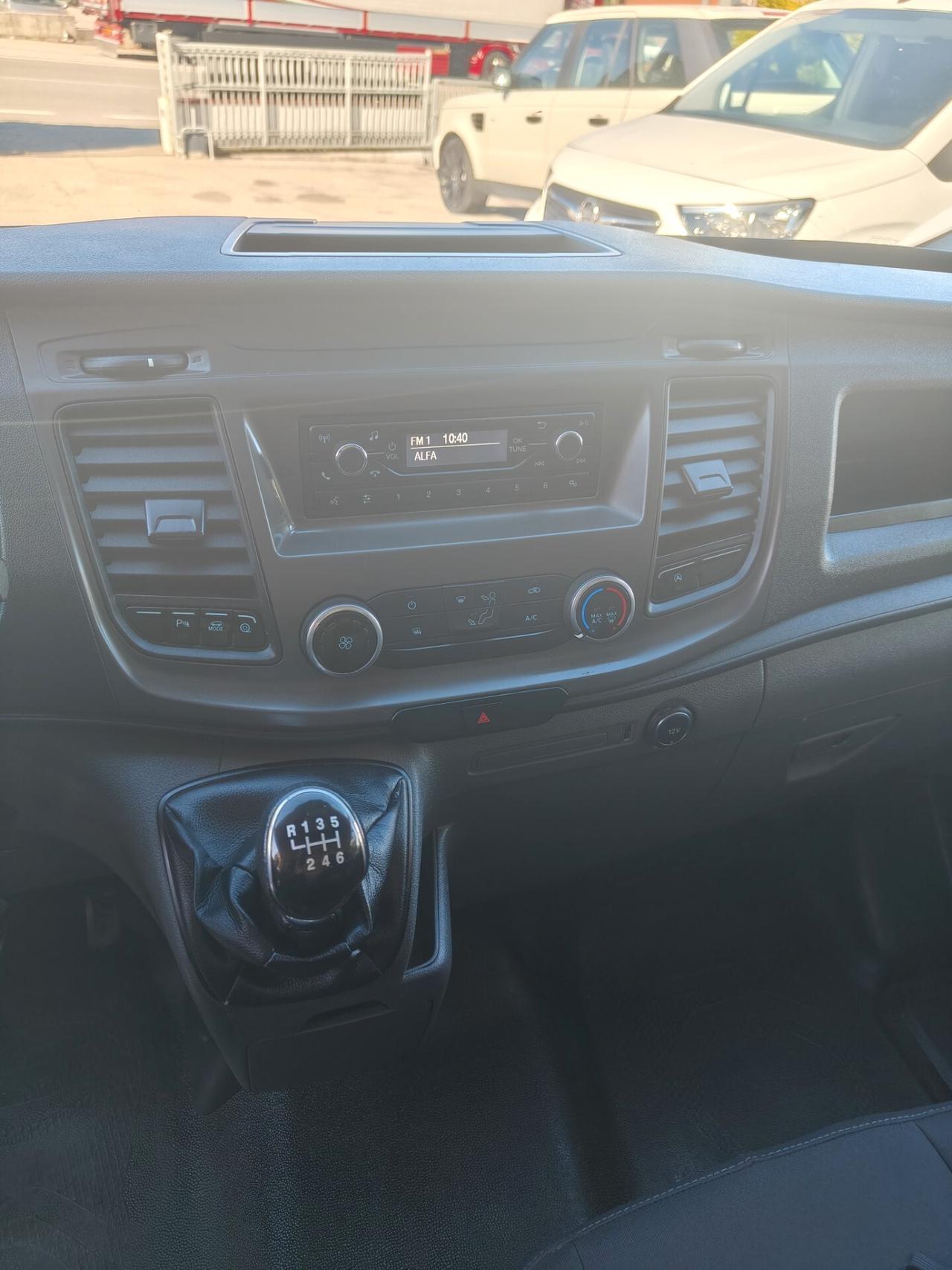 Ford Transit Custom Passo lungo
