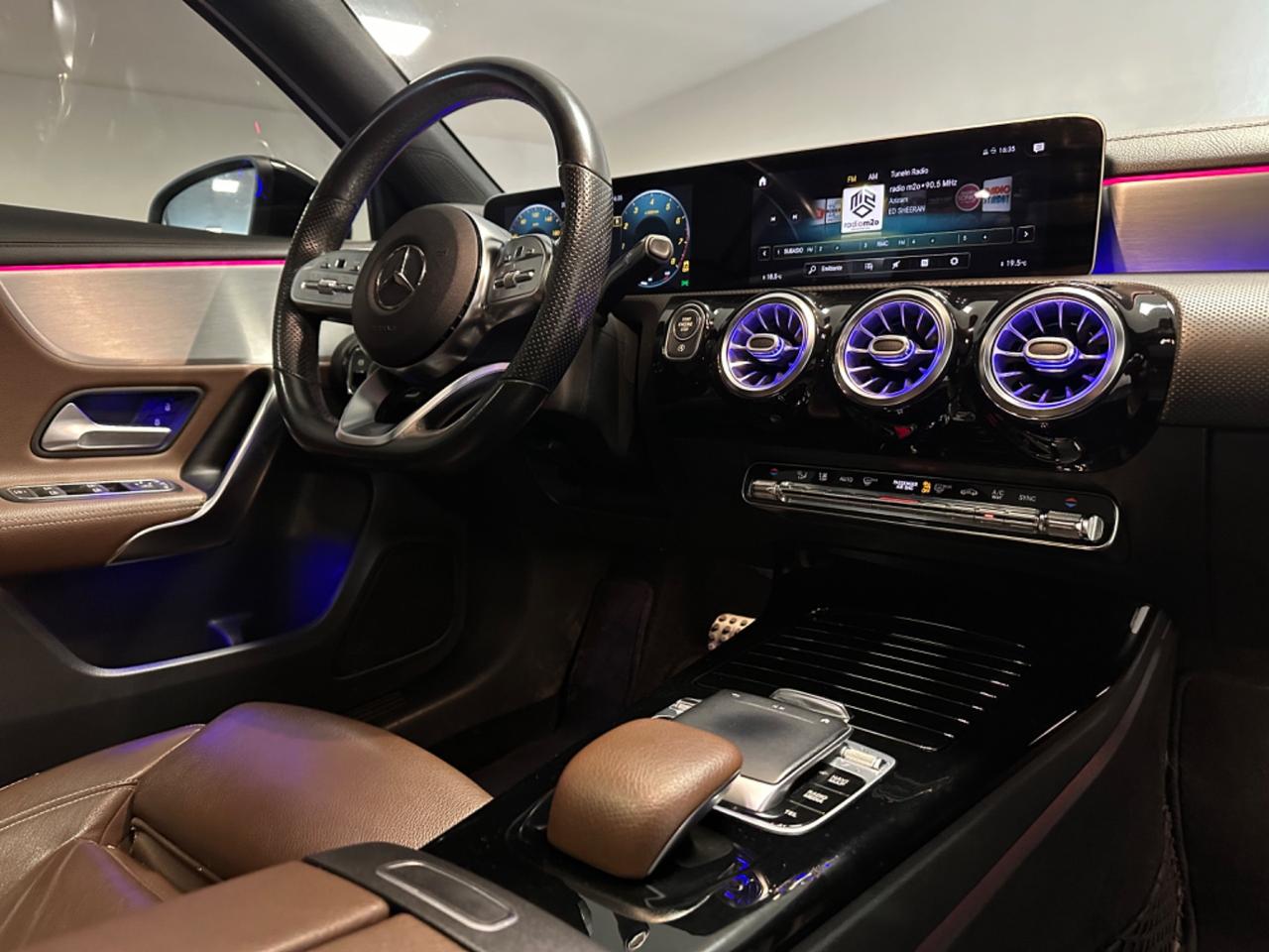 MERCEDES-BENZ A 250I PACK AMG PREMIUM 224CV FULL LED