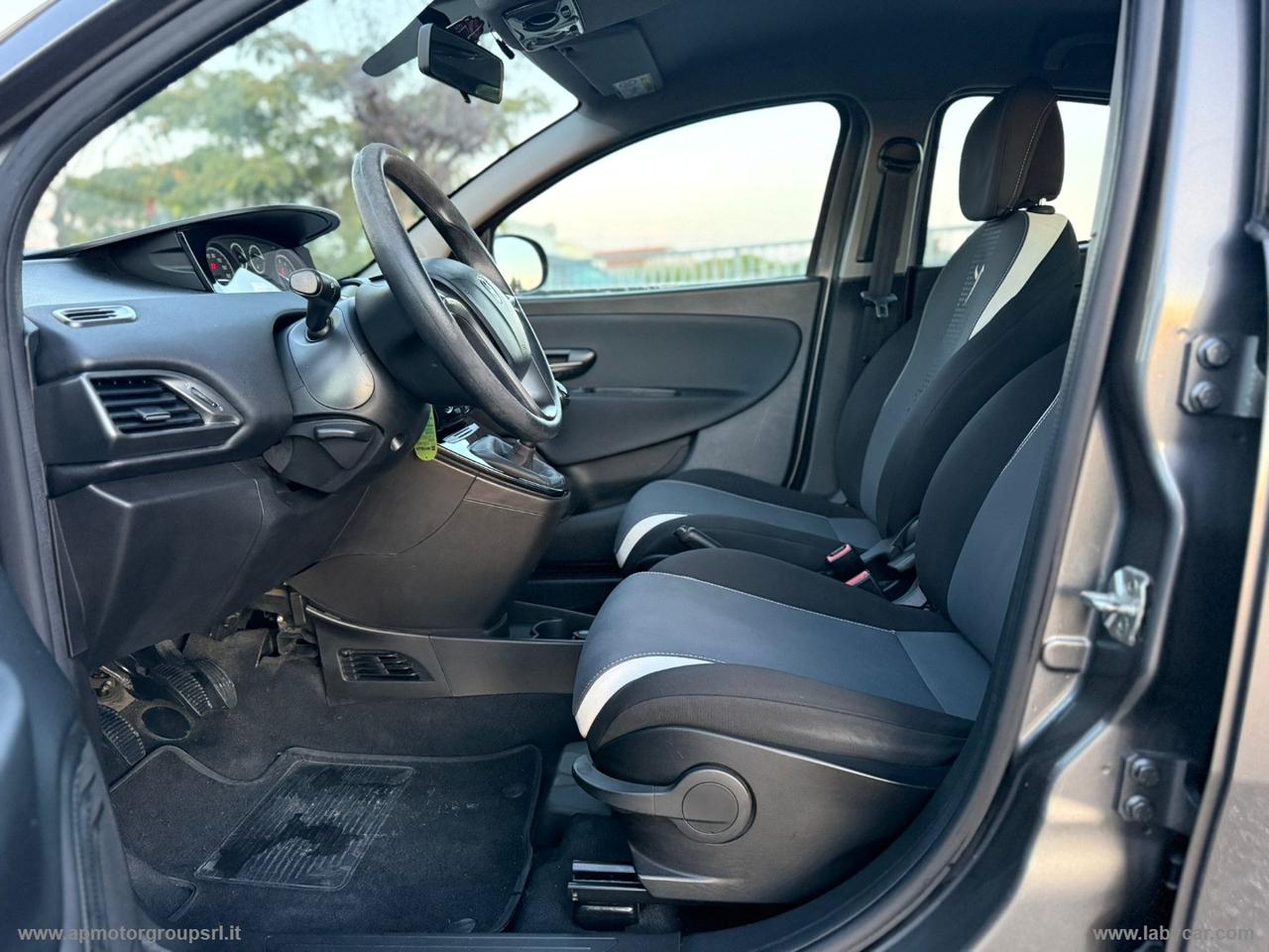 LANCIA Ypsilon 1.2 69 CV 5p. S&S ELEFANTINO BLU