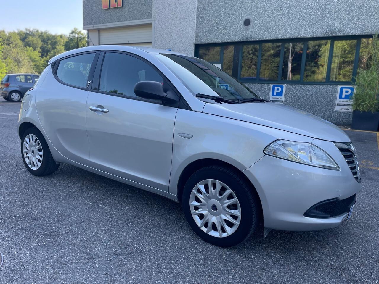 Lancia Ypsilon 1.2 69 CV 5 porte*Neopatentati*Solo 72000