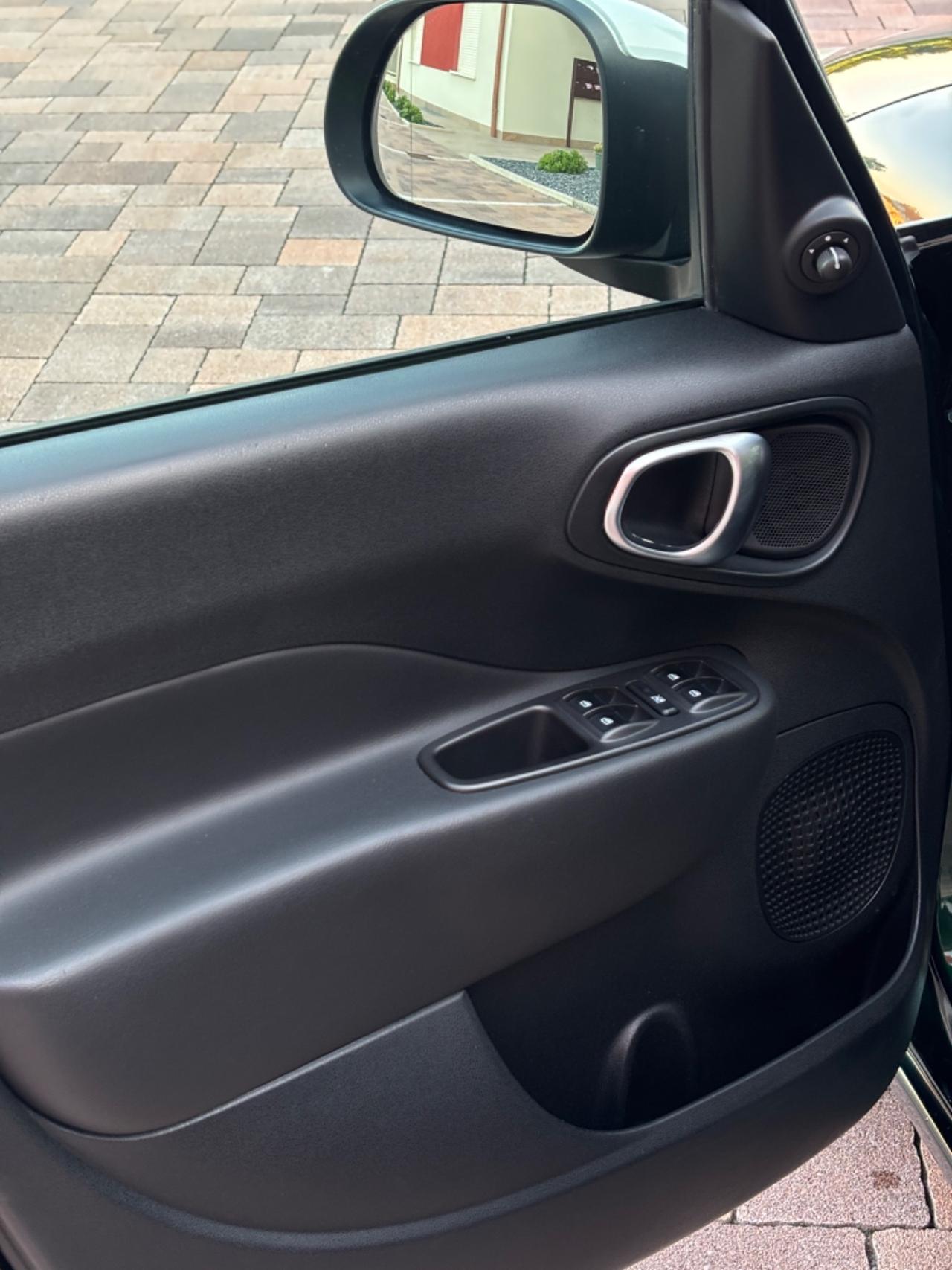 Fiat 500L 1.6 Multijet 120 CV Living 7 POSTI