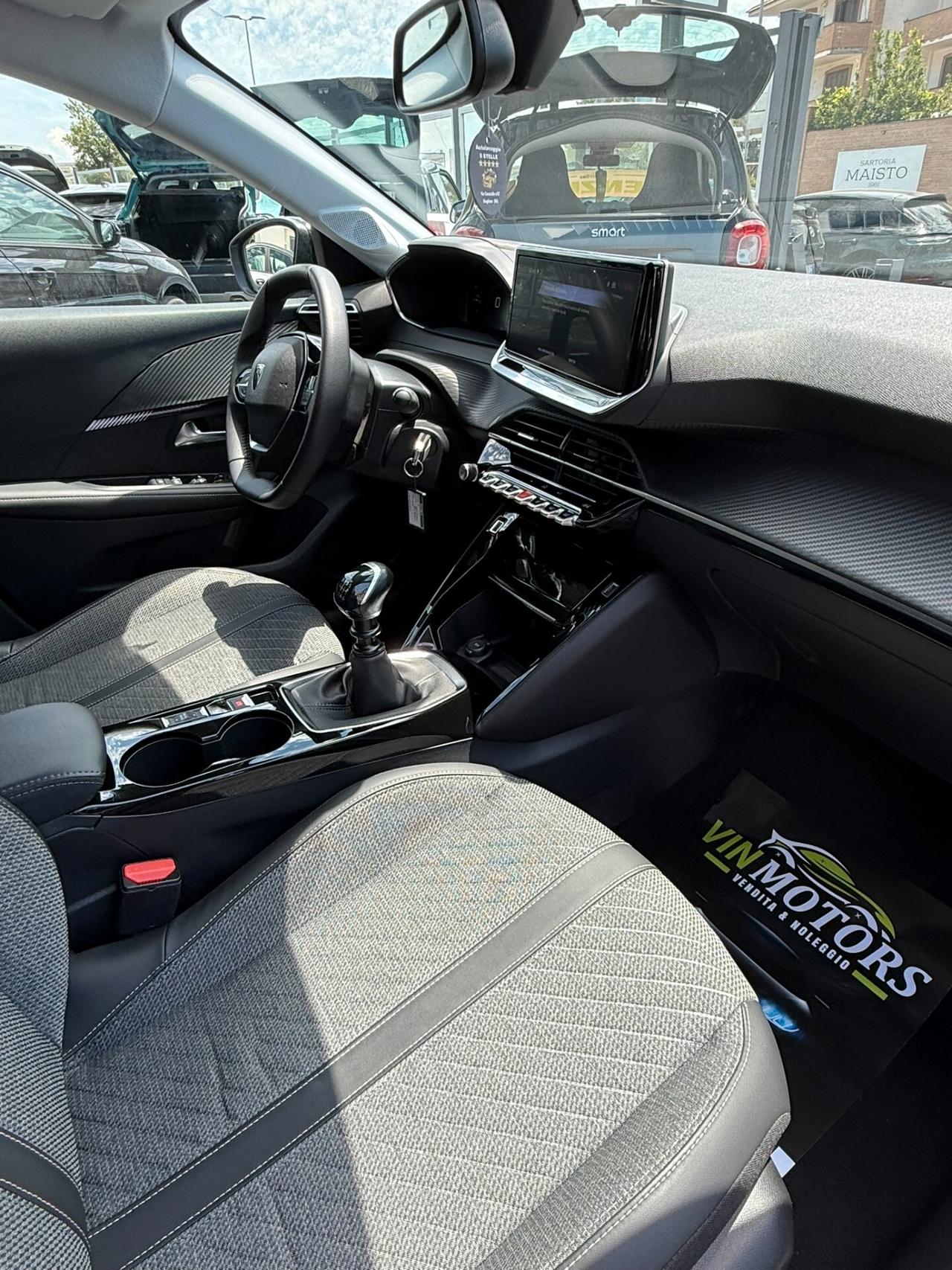 Peugeot 208 PureTech 100 Stop&Start 5 porte Allure 04/2025