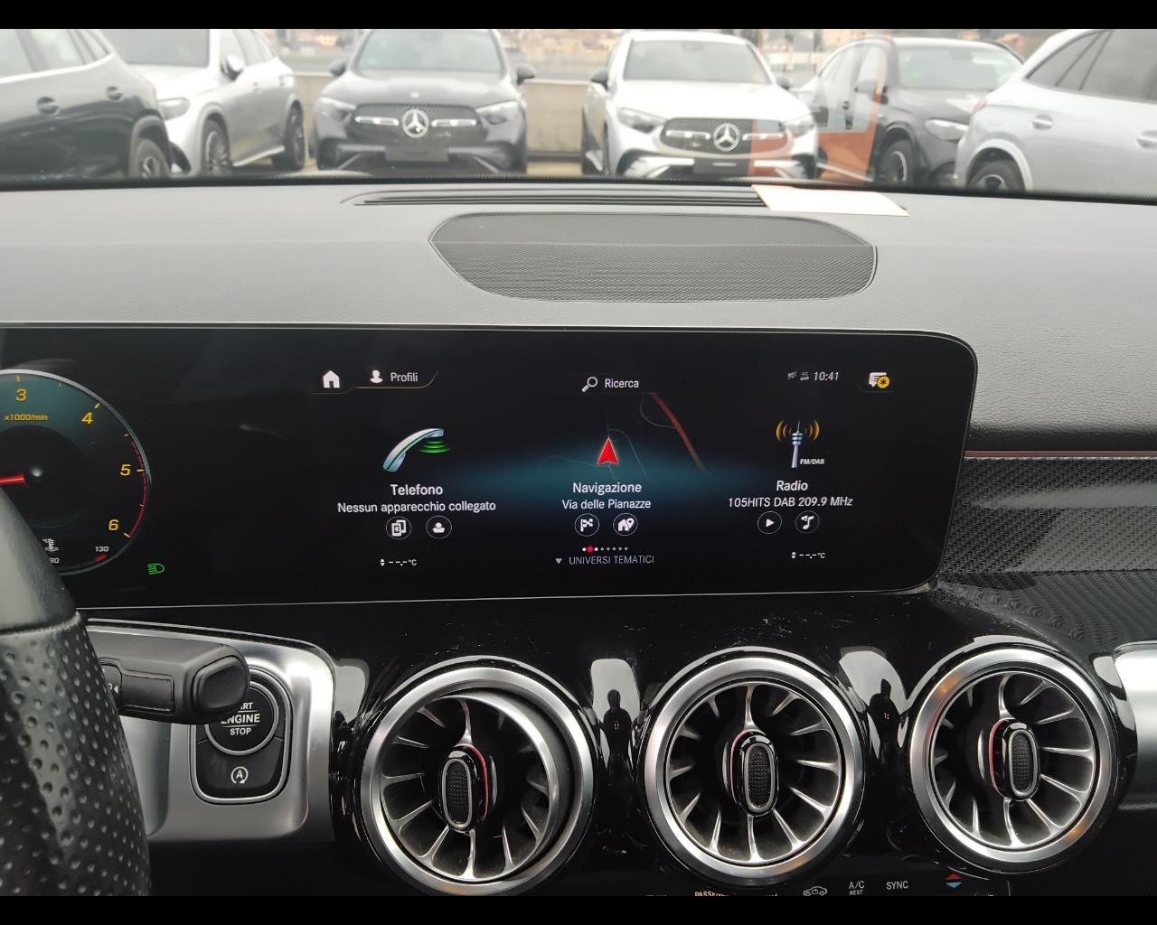 Mercedes-Benz GLB - X247 2019 - GLB 200 d Premium auto
