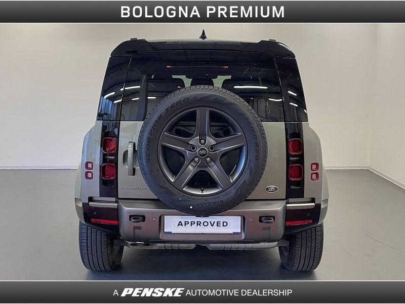 Land Rover Defender 110 3.0D I6 250 CV AWD Auto X-Dynamic SE 7 Posti