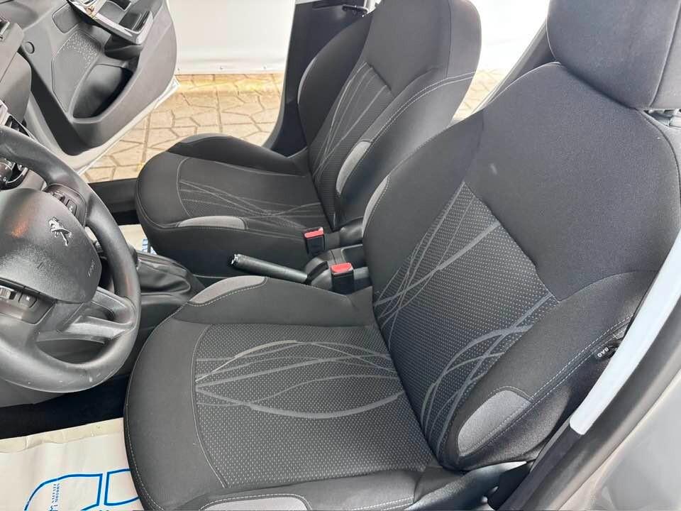 Peugeot 208 1.4 HDi 68 CV 5 porte Active