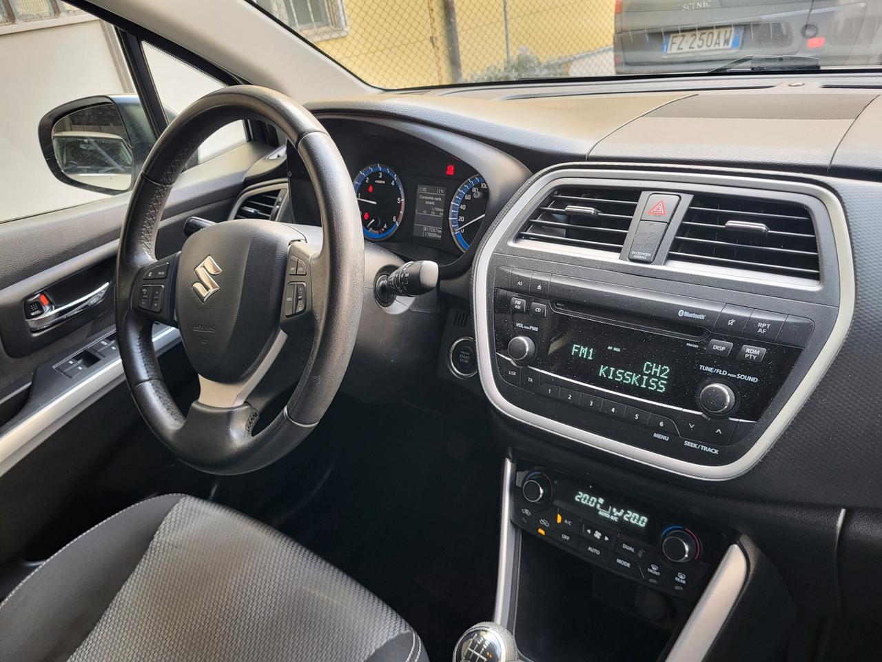 Suzuki S-Cross 1.6 DDiS Top