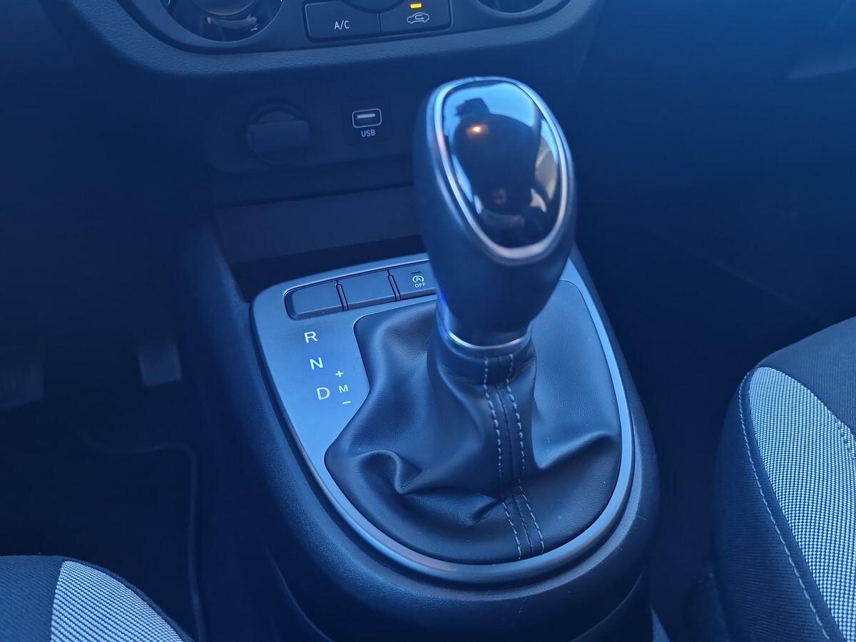 HYUNDAI I10 A/T TECH + CONNECTLINE