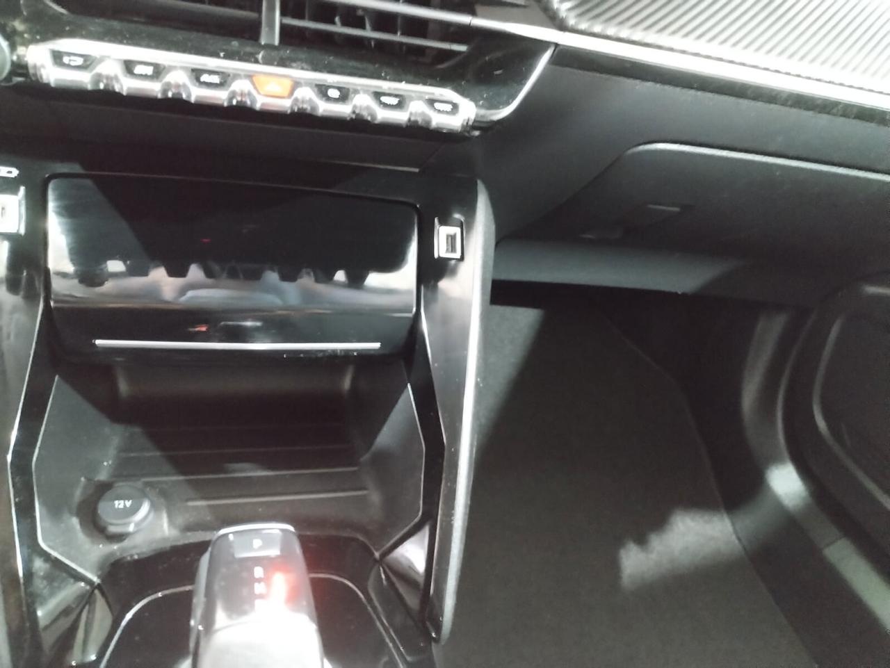 Peugeot 2008 BlueHDi 130 S&S EAT8 Allure Pack