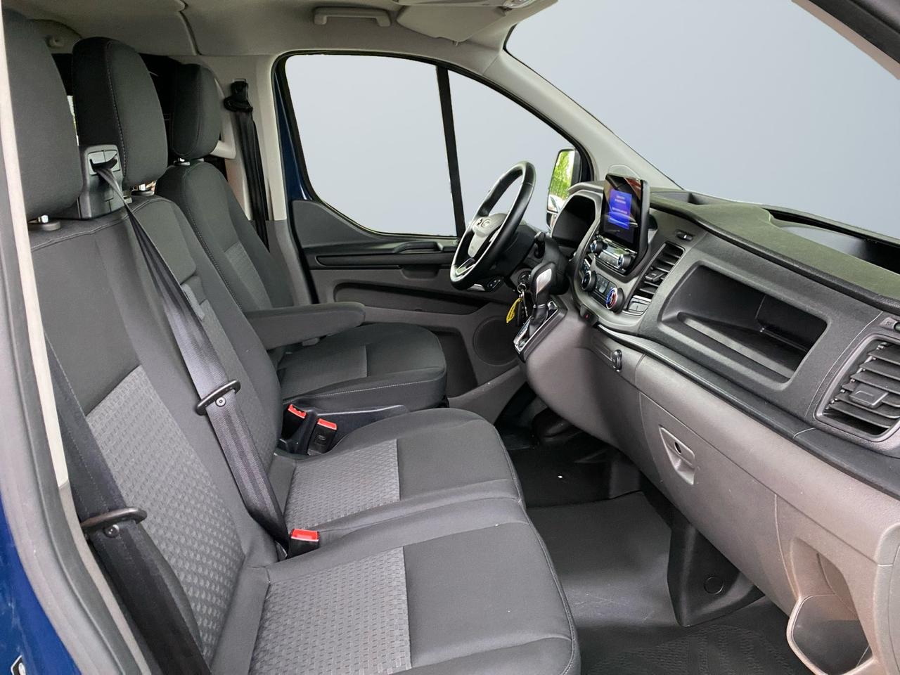 FORD Transit Custom 320 2018 - transit custom 320 2.0 tdci 130cv