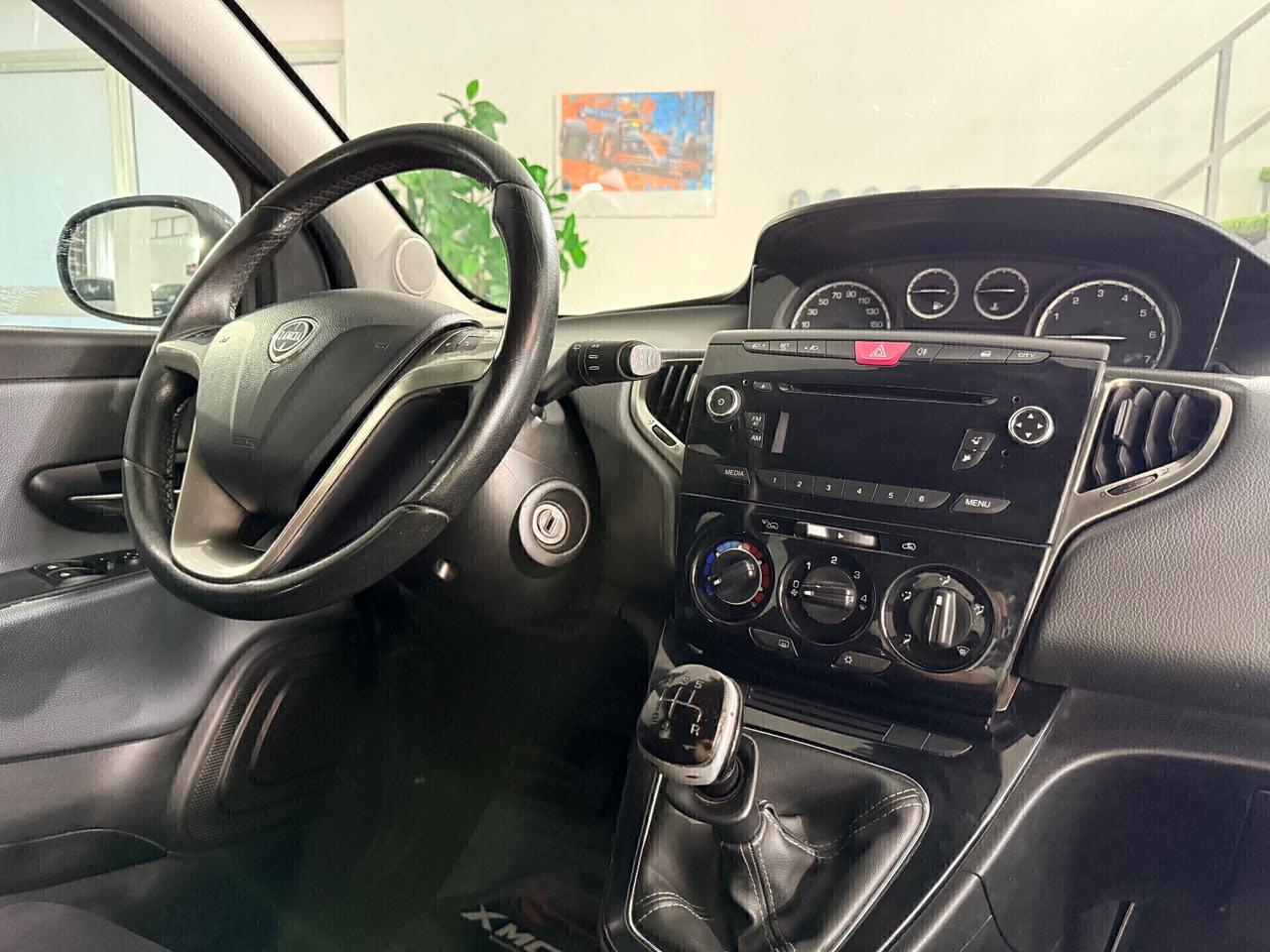 Lancia Ypsilon 1.2 69cv 5p.