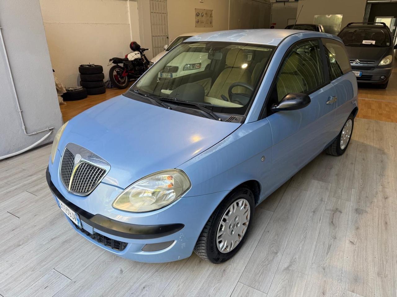 Lancia Ypsilon 1.2 benzina
