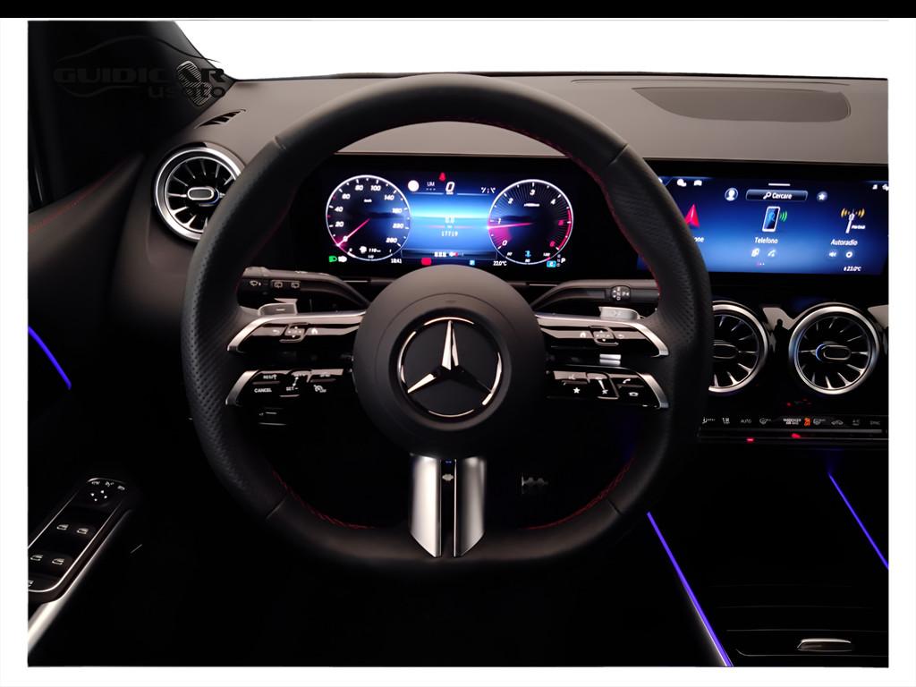 Mercedes-Benz Classe B - W247 2023 - B 180 d AMG Line Advanced Plus auto