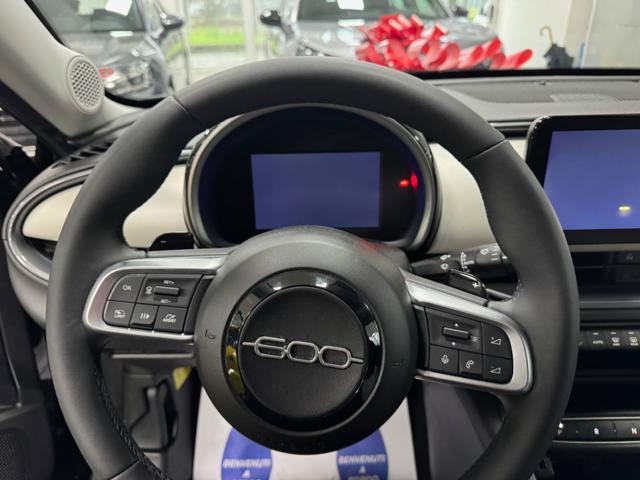 FIAT 600 Hybrid 136 CV DCT MHEV La Prima