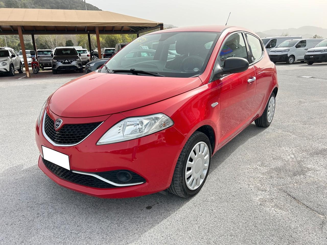 Lancia Ypsilon 1.2 69 CV GPL Ecochic Gold NEO PATENTATI !