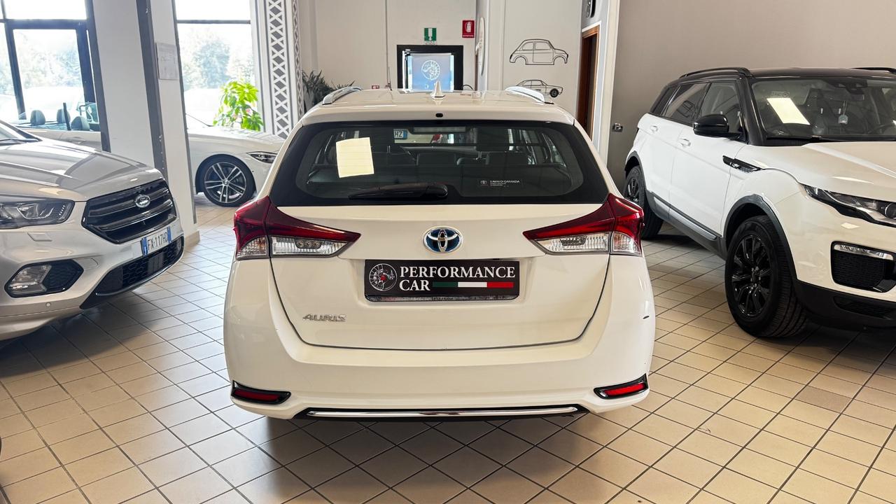 Toyota Auris Touring Sports 1.8 Hybrid Lounge