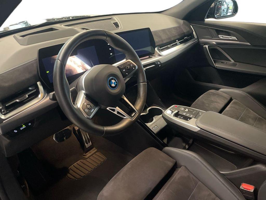 BMW iX2 20 MSport Pro eDrive