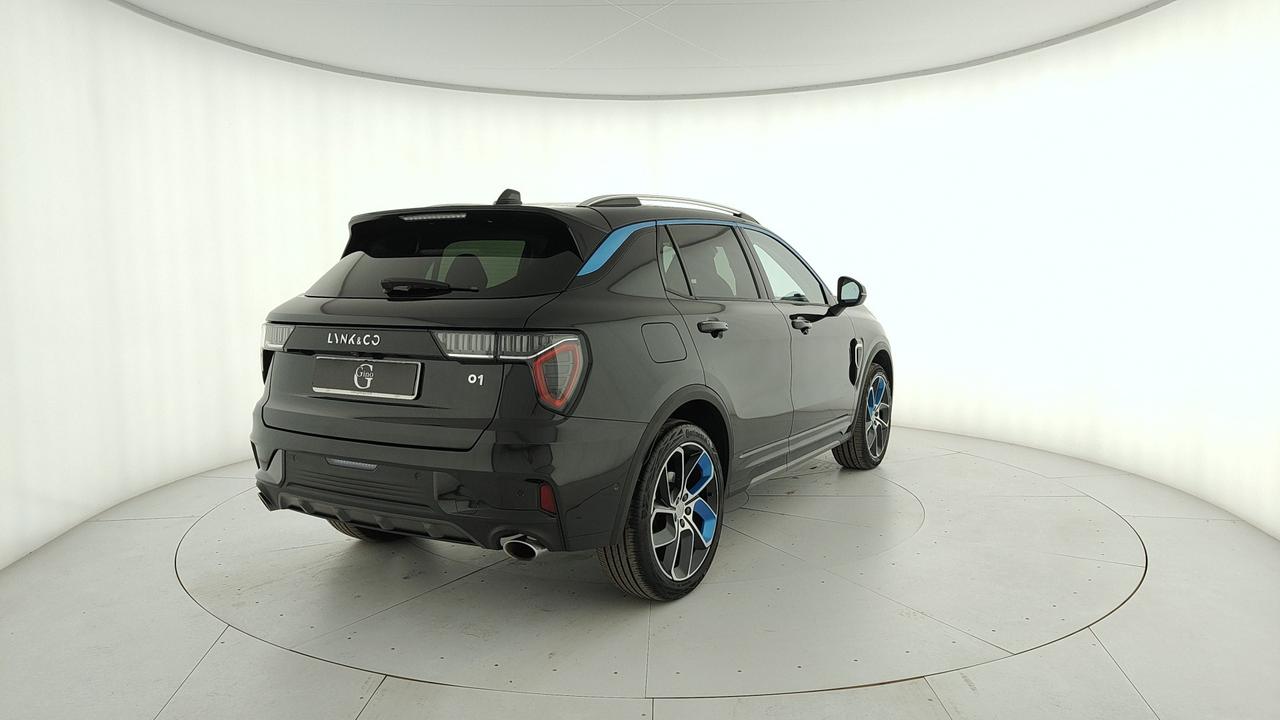 LYNK & CO 01 1.5 td phev auto