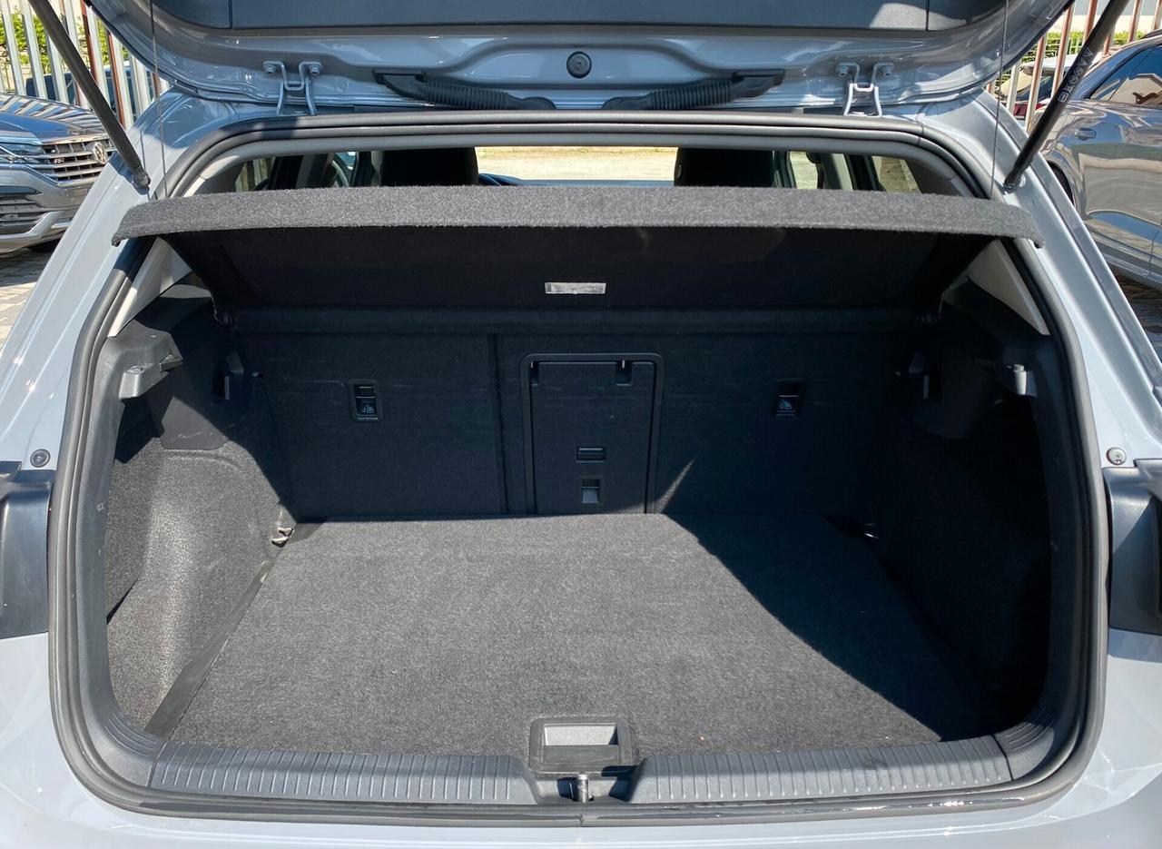 Volkswagen Golf Life 2.0 TDI 116CV