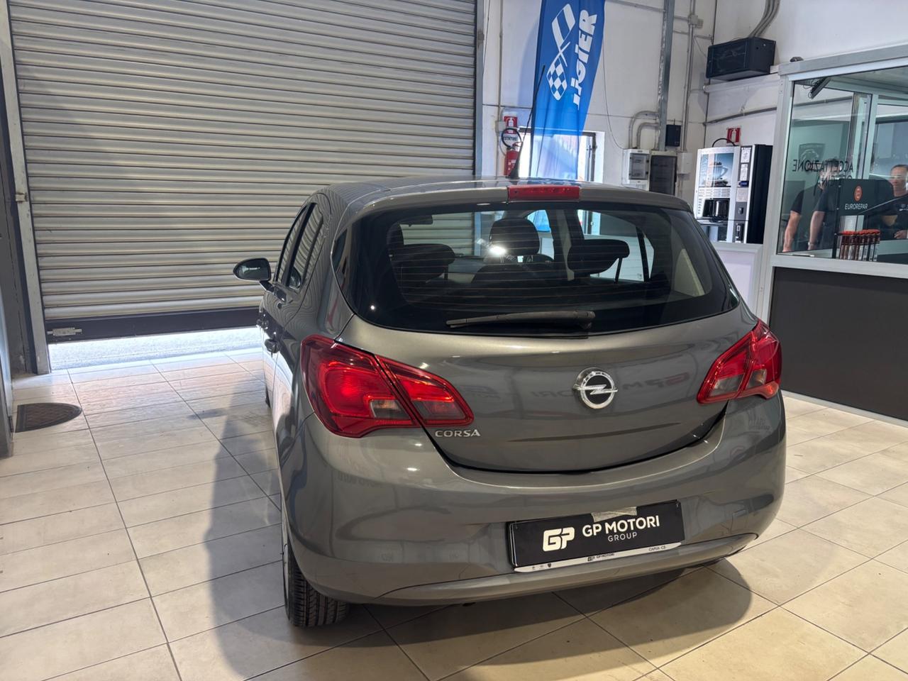 Opel Corsa 1.2 5 porte n-Joy