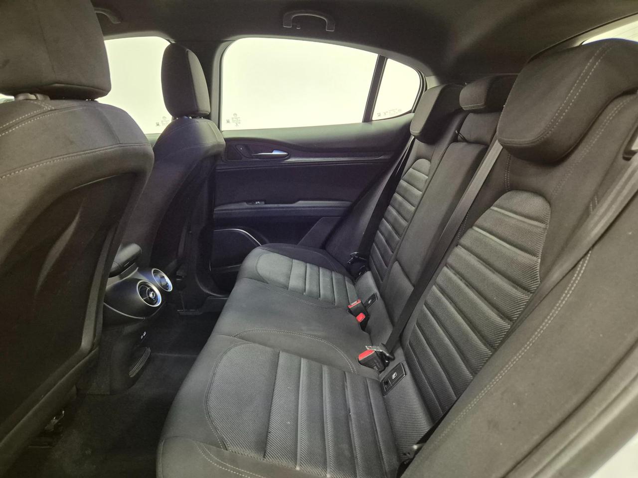 Alfa Romeo Stelvio 2.2 Tdi Business 160cv auto N1 - PER COMMERCIANTI