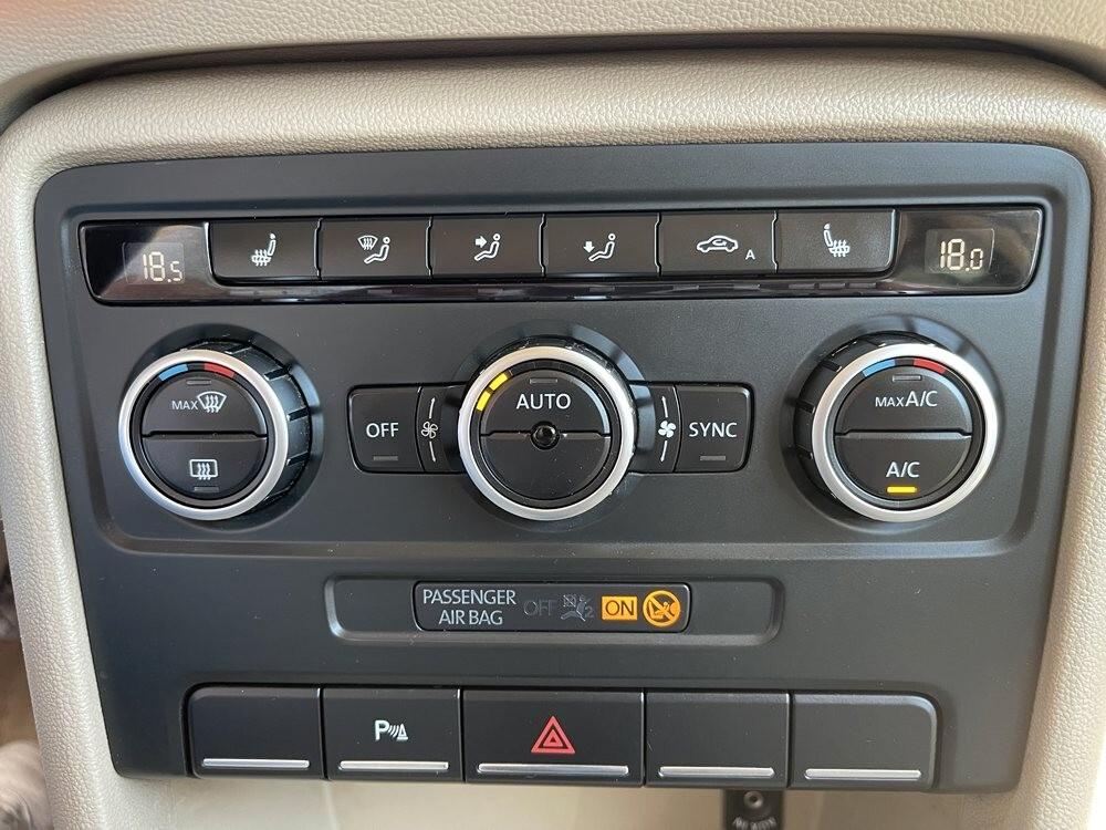 Volkswagen Maggiolino 1.6 TDI Design NEO PATENTATI