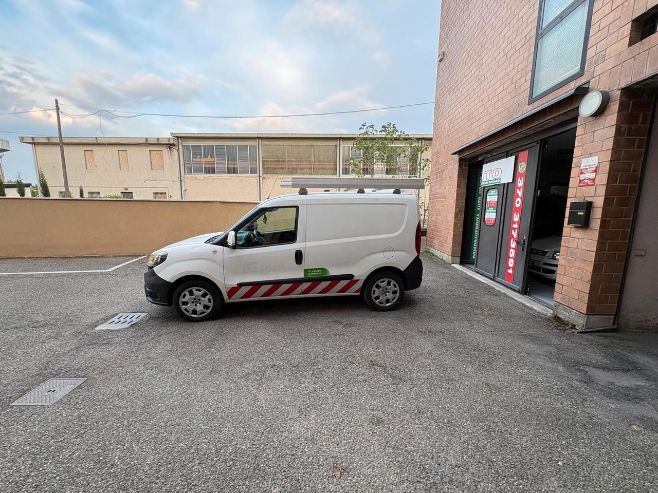 Fiat Doblo Doblò 1.4 T-Jet Natural Power PC-TN Cargo Lamierato SX