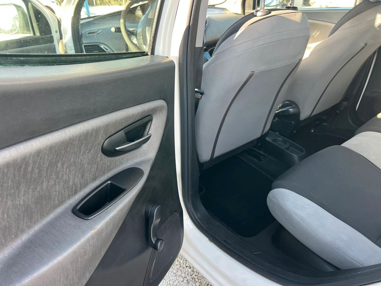 Lancia Ypsilon 0.9 TwinAir 85 CV 5 porte Metano Ecochic Gold