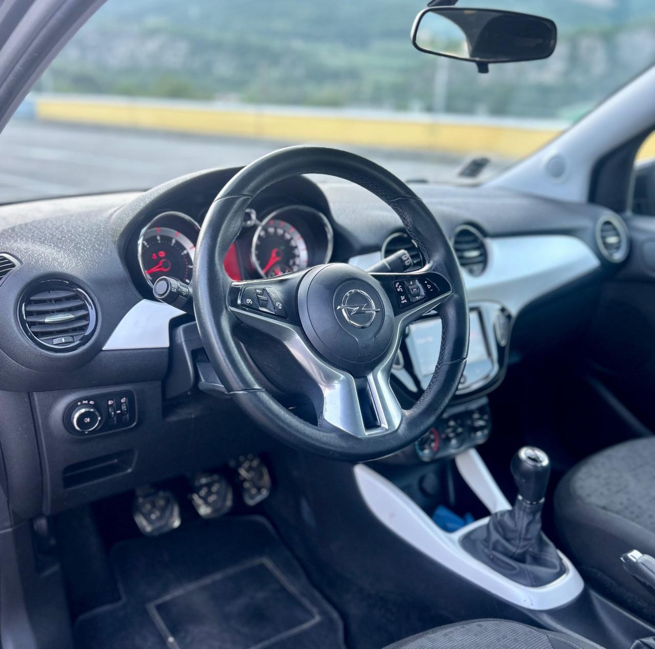Opel Adam 1.4 87CV GPL Tech Jam Neopatentati