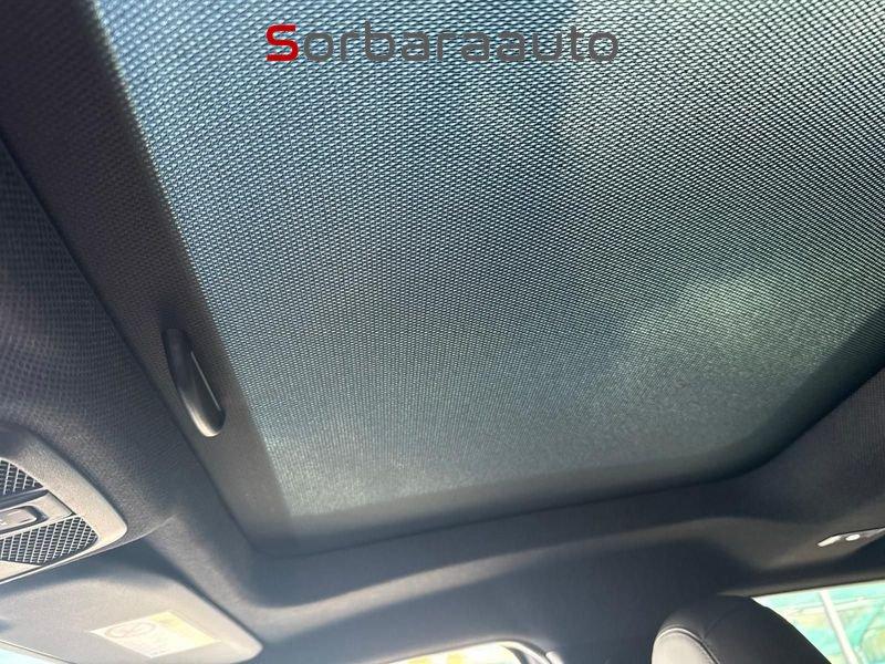 Jeep Avenger 1.2 Turbo 110 CV MHEV Summit con Tetto Apribile.