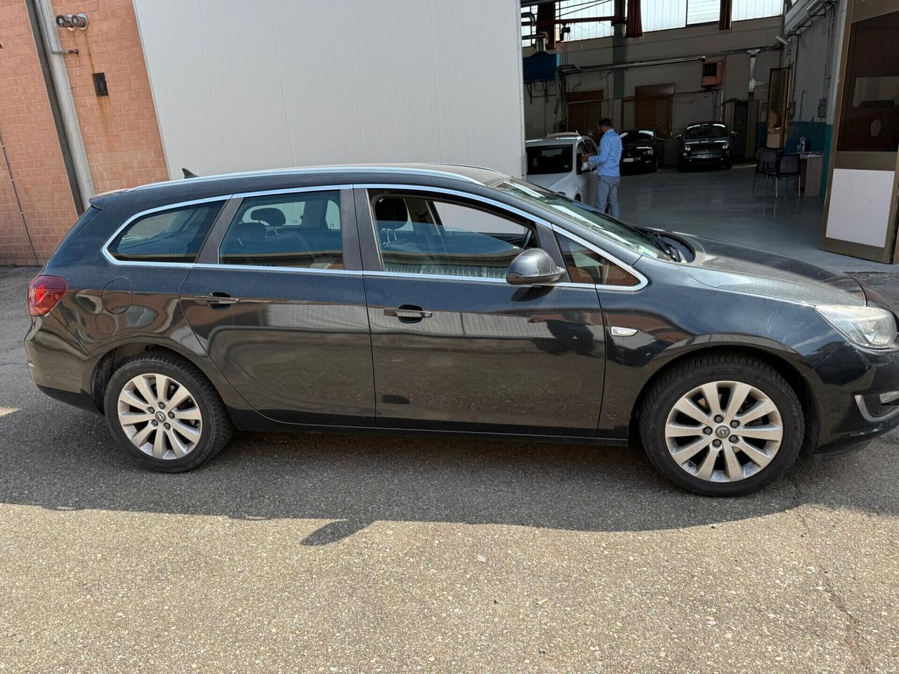 Opel Astra 1.6 CDTI EcoFLEX S&S Sports Tourer Cosmo