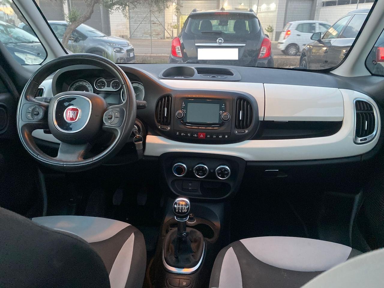 Fiat 500L 0.9 TwinAir Turbo Natural Power Panoramic Edition BG