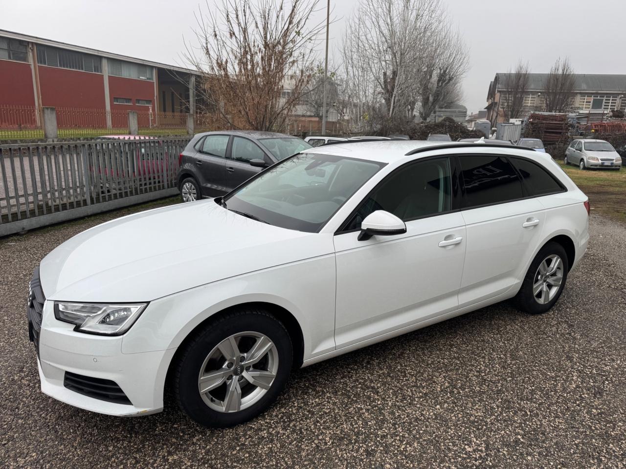 Audi A4 2.0 TDI 150 CV ultra S tronic Business Sport