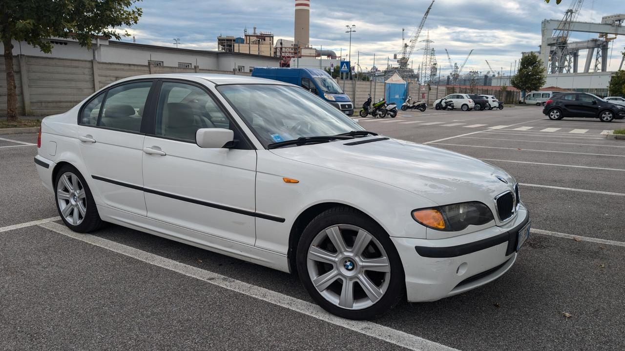Bmw 325i UNICO PROPRIETARIO