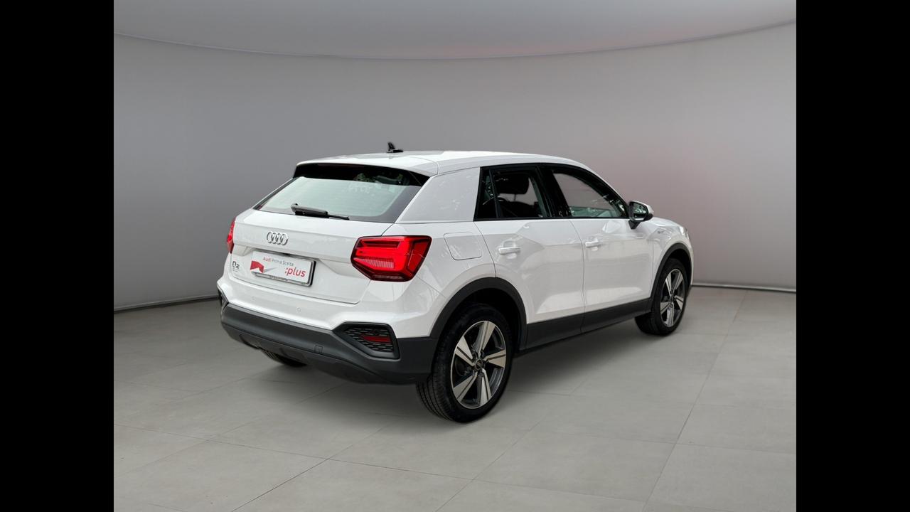 AUDI Q2 I 2021 - Q2 30 1.0 tfsi Admired