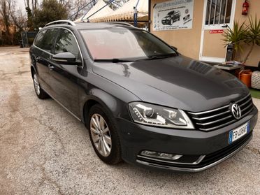 Volkswagen Passat Var. 1.6 TDI Comfortline BM.Tech. FULL OPTIONAL TETTO NAVI LED