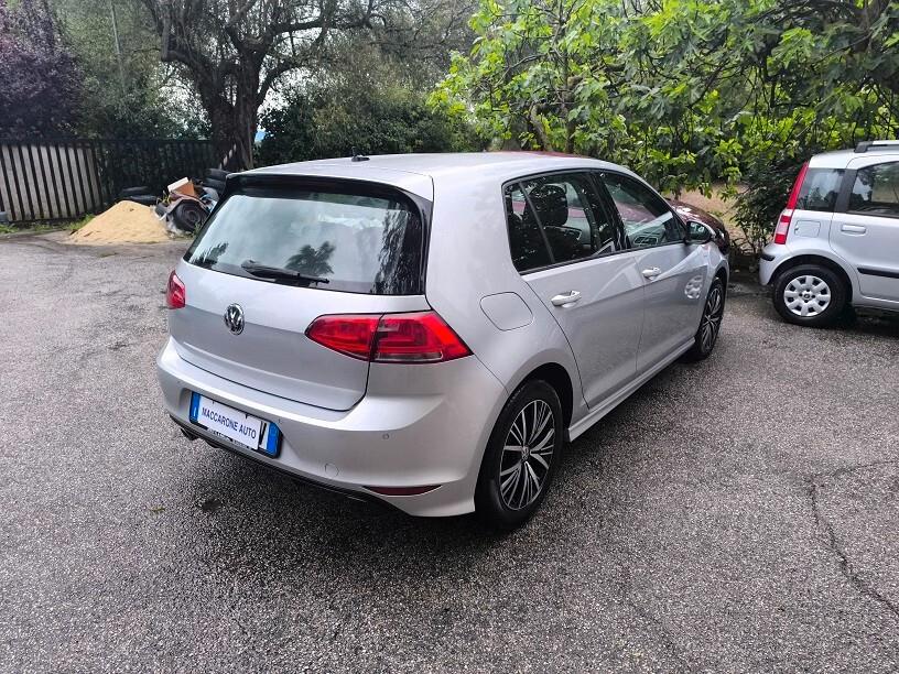 Volkswagen Golf 1.6 TDI 110 CV 5p. Highline R-LINE